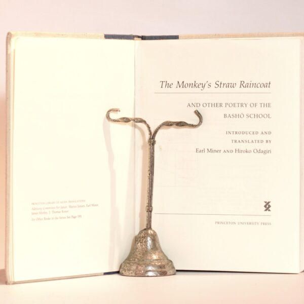 The Monkey's Straw Raincoat and other Poetry of the Basho School - Miner, Earl & Odagiri, Hiroko (Introd and Translated by)