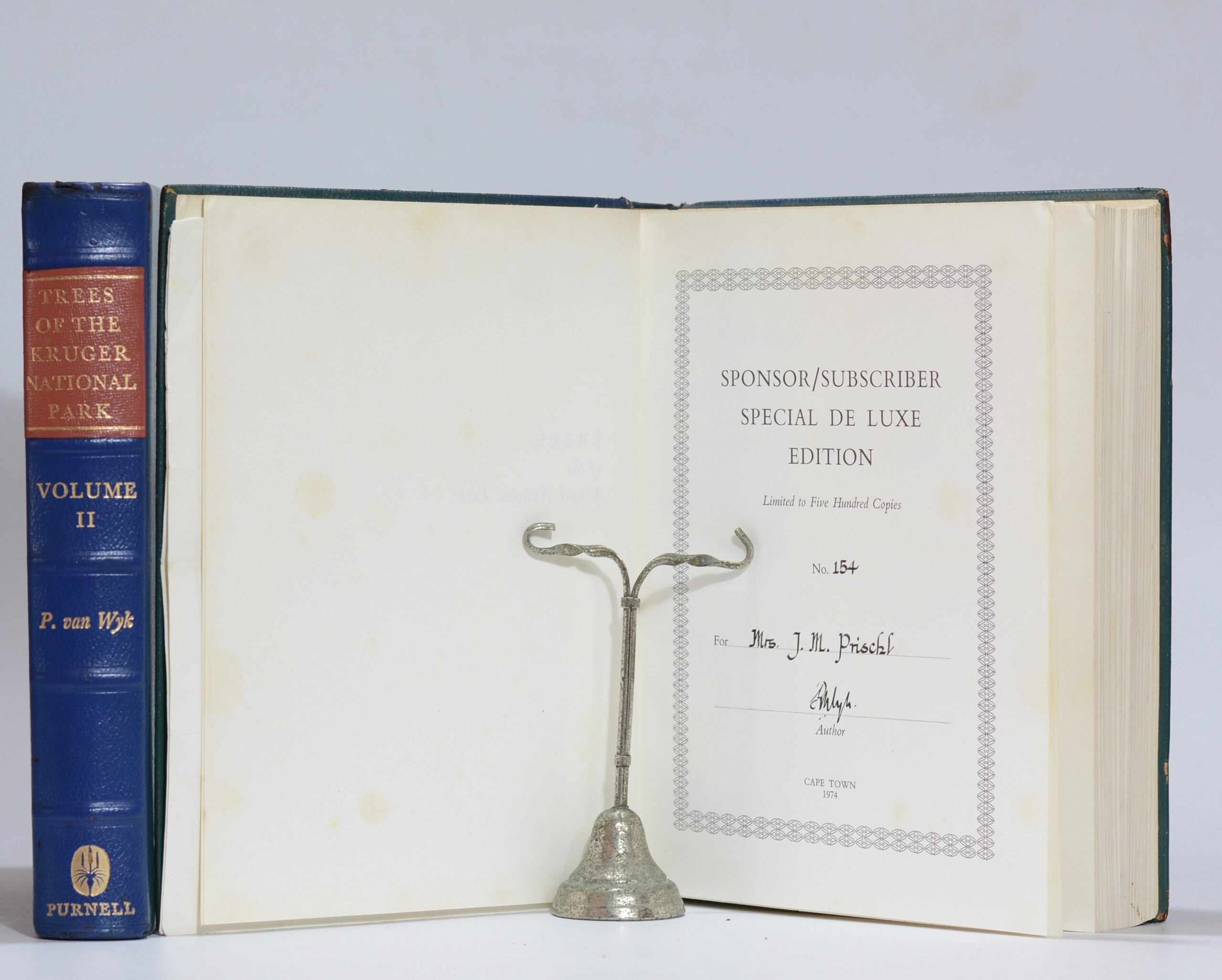 Trees of the Kruger National Park. Vols 1 and 2. - Van Wyk, P (Chief Research Officer of the Kruger National Park) - Image 2